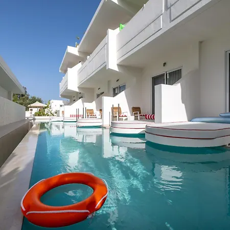 Patricia Aparthotel 2*
